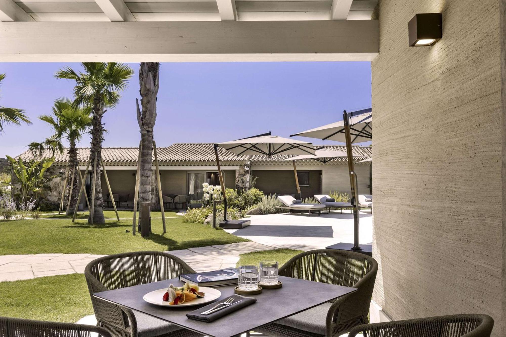 7Pines Resort Sardinia - A Destination By Hyatt Бая Сардиния Екстериор снимка
